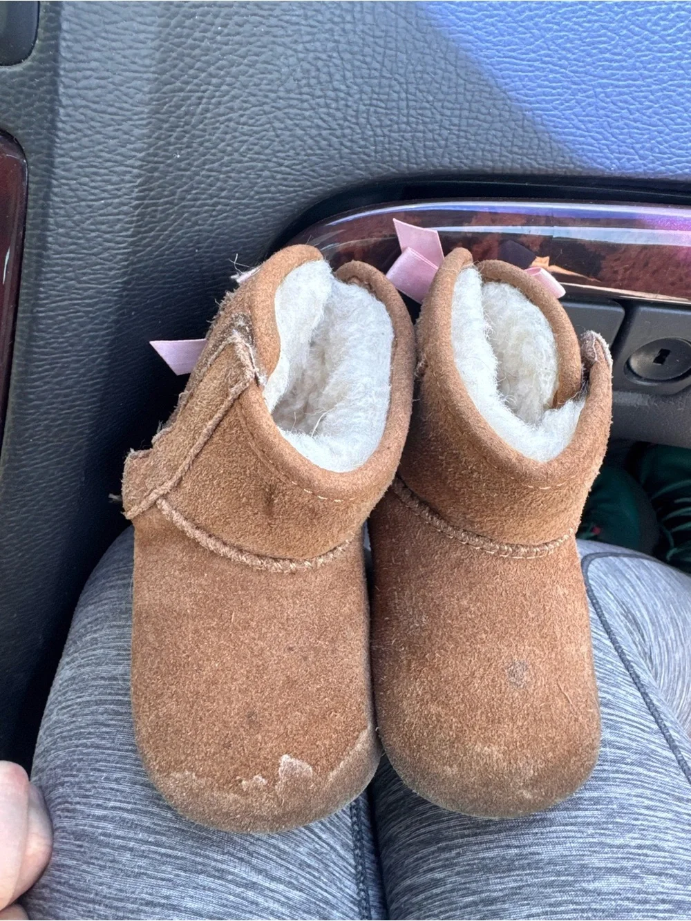 UGG baby size 2/3 infant  Chestnut Boots with Pink Ribbon